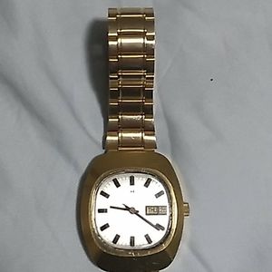 Hamilton gold watch